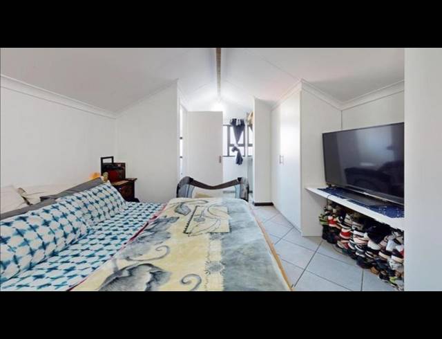 3 BEDROOM TOWNHOUSE FOR SALE IN NORTON HOME ESTATE